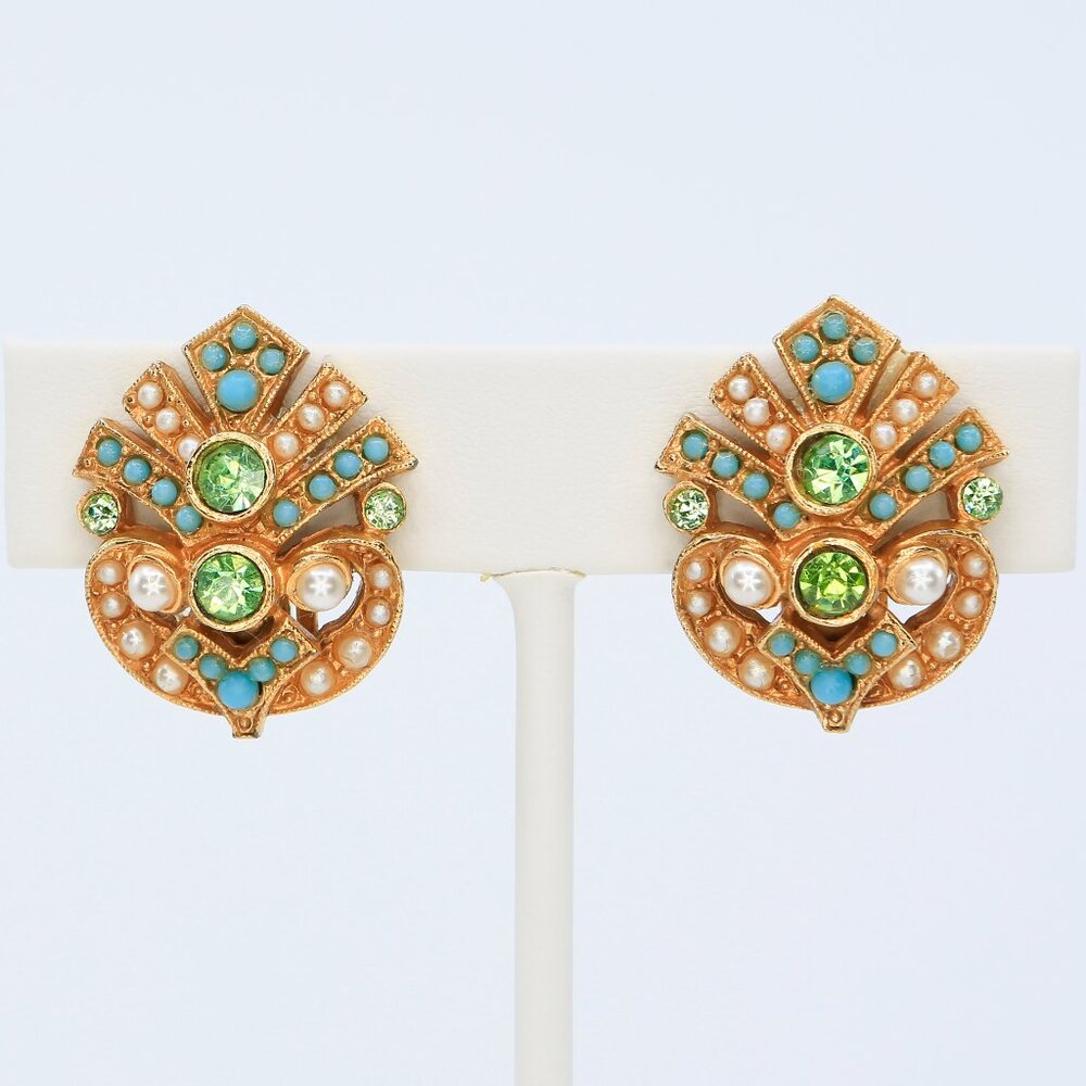 Vintage ART‎ Arthur Pepper UV Glow Rhinestone Victorian Revival Clip On Earrings
